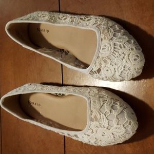 NWOT Torrid Ivory Lace Ballet flats size 11